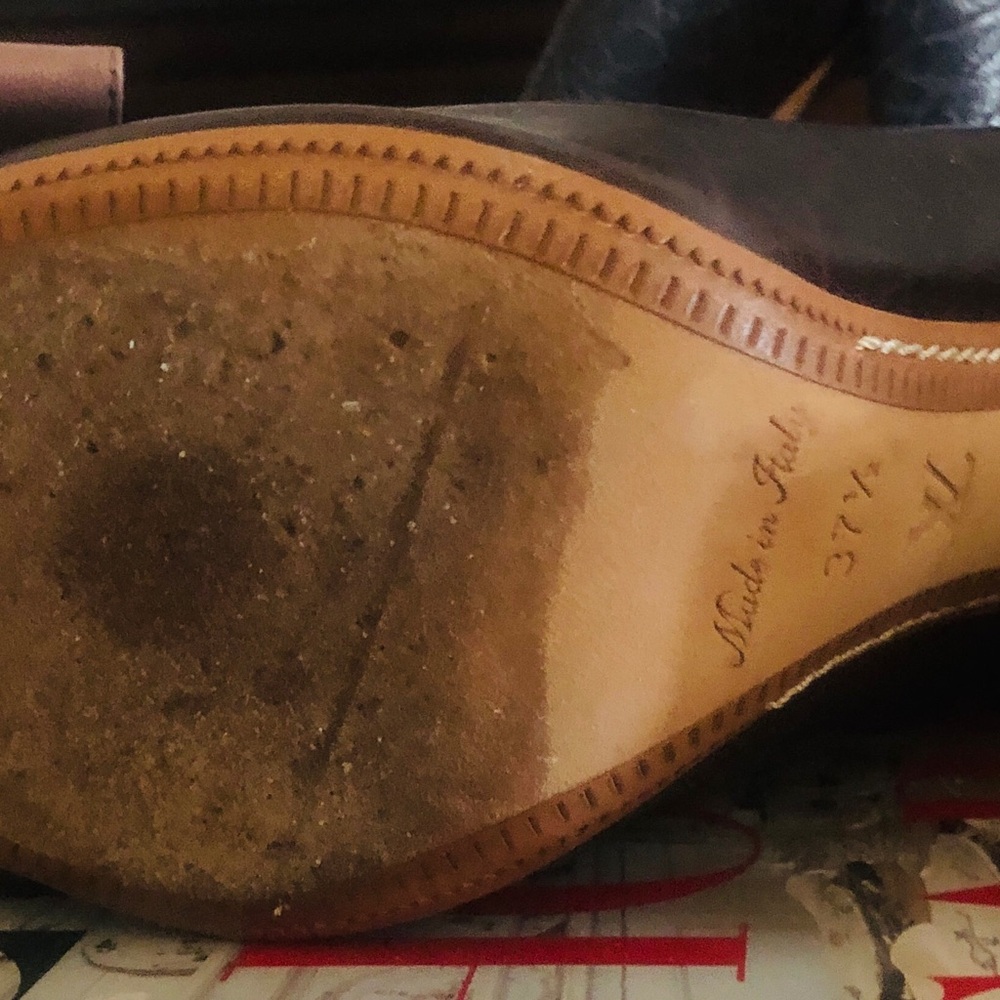 Louis Vuitton Women's Heels in Mahogany and Pink - Picture 7 of 7